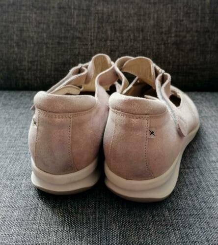 Hassia beige instapper schoenen met klittenband 7.5 nr 34652, Hassia, ., Ophalen of Verzenden, Zo goed als nieuw