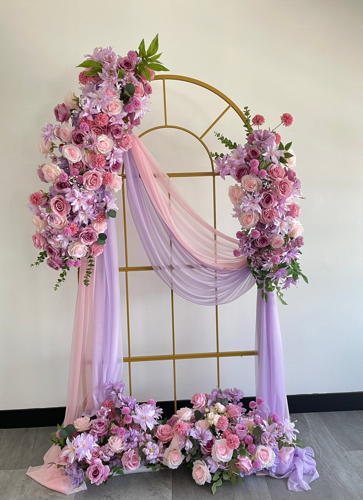 Te huur: Backdrop voor een bridalshower of babyshower, Hobby en Vrije tijd, Feestartikelen | Verhuur, Ophalen, Zo goed als nieuw