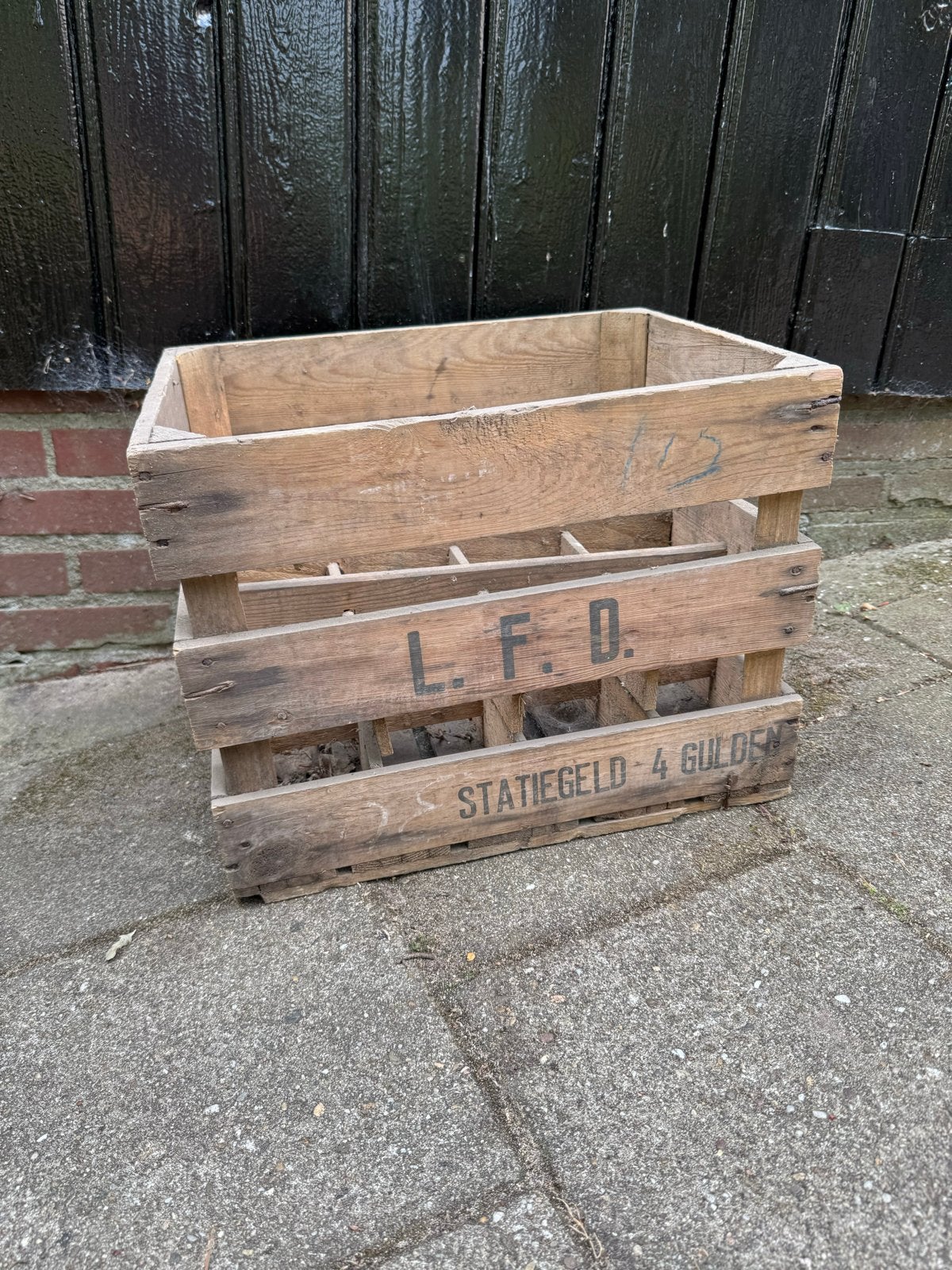 Vintage houten krat met vakken - L.F.D. Statiegeld 4 Gulden, Ophalen