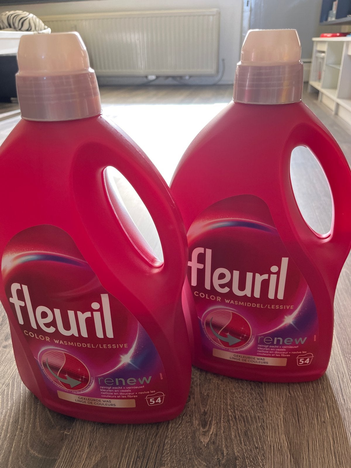 2x Fleuril Color Wasmiddel Renew - 54 wasbeurten, Ophalen of Verzenden, Zo goed als nieuw