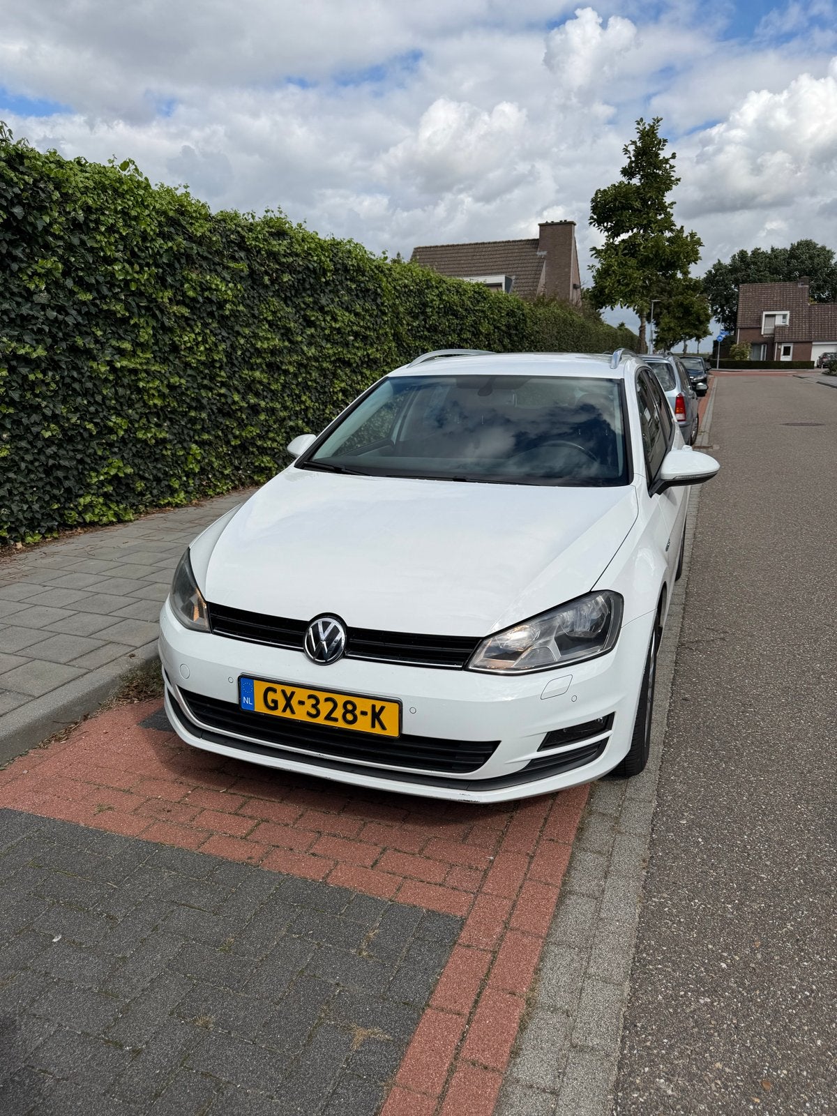 Volkswagen Golf 1.4 TSI 90KW Variant 2014 Wit, 4 cilinders, Handgeschakeld, 19 km/l, Geïmporteerd