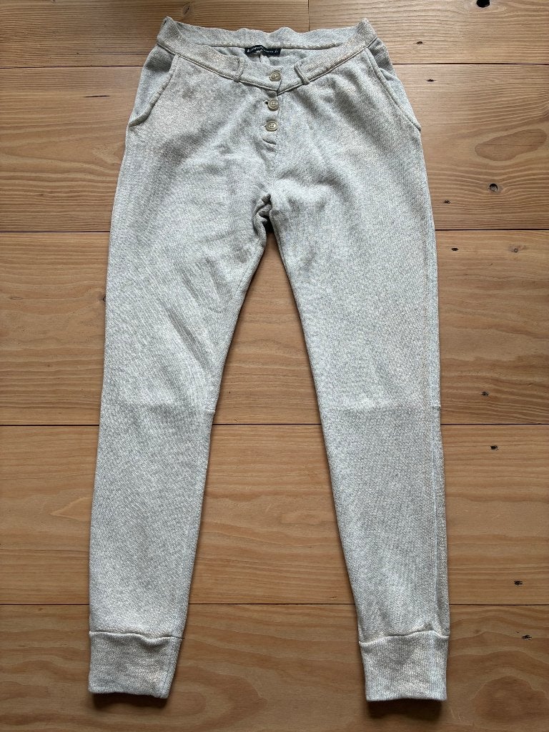 Prachtige licht grijze Summum Woman broek jogger, Kleding | Dames, Summum Woman, Ophalen of Verzenden, Zo goed als nieuw, Maat 34 (XS) of kleiner
