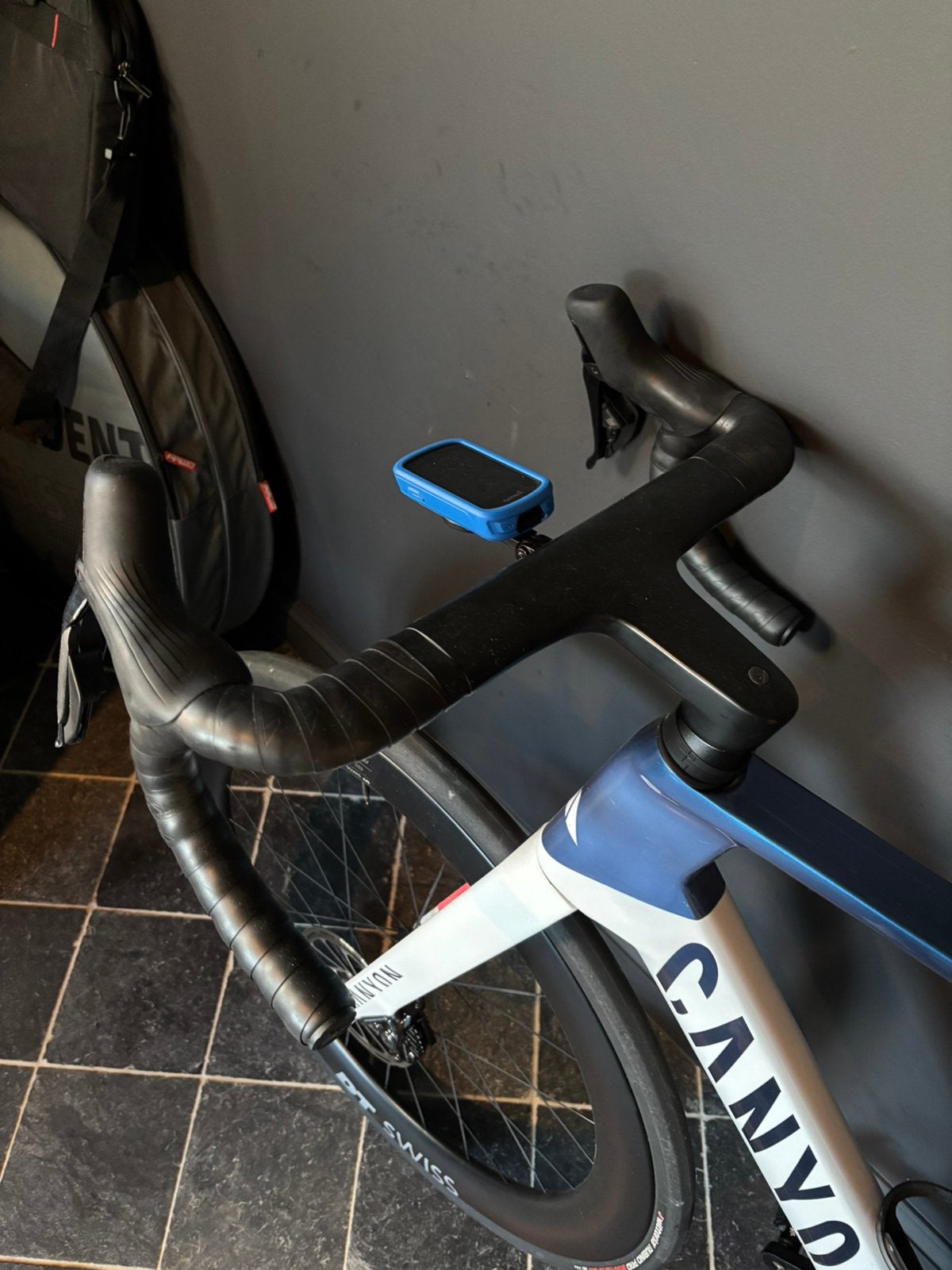 Canyon Aeroad CFR Di2, Ophalen, Carbon, Meer dan 20 versnellingen, Overige merken