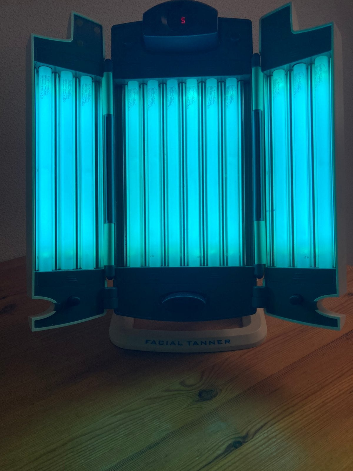 Gezichtsbruiner, facial tanner, eurosolar type GB9212, Witgoed en Apparatuur, Zonnebanken en Gezichtsbruiners, Ophalen, Zo goed als nieuw