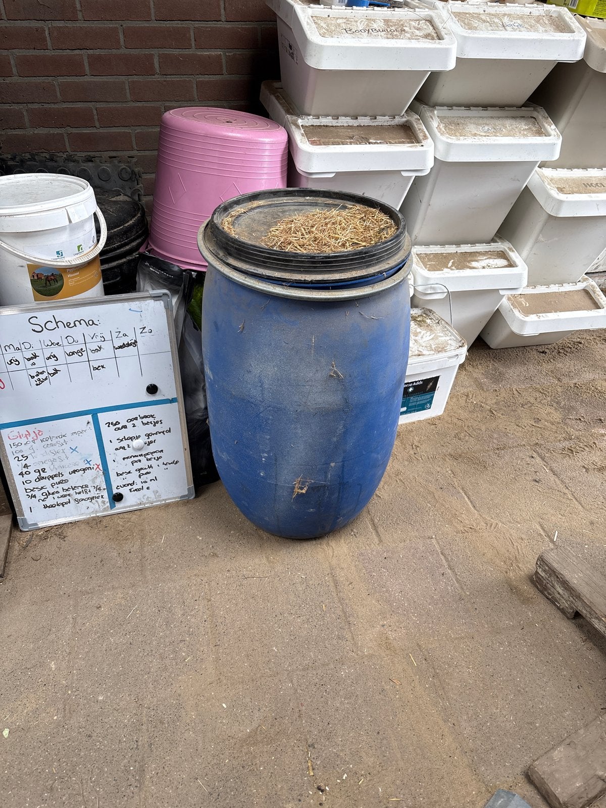 Grote blauwe ton, Tuin en Terras, Regentonnen, 150 liter of meer, Ophalen, Gebruikt