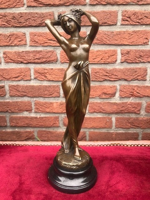 stijlvolle art-nouveau dame, brons en marmer, Ophalen of Verzenden, Brons