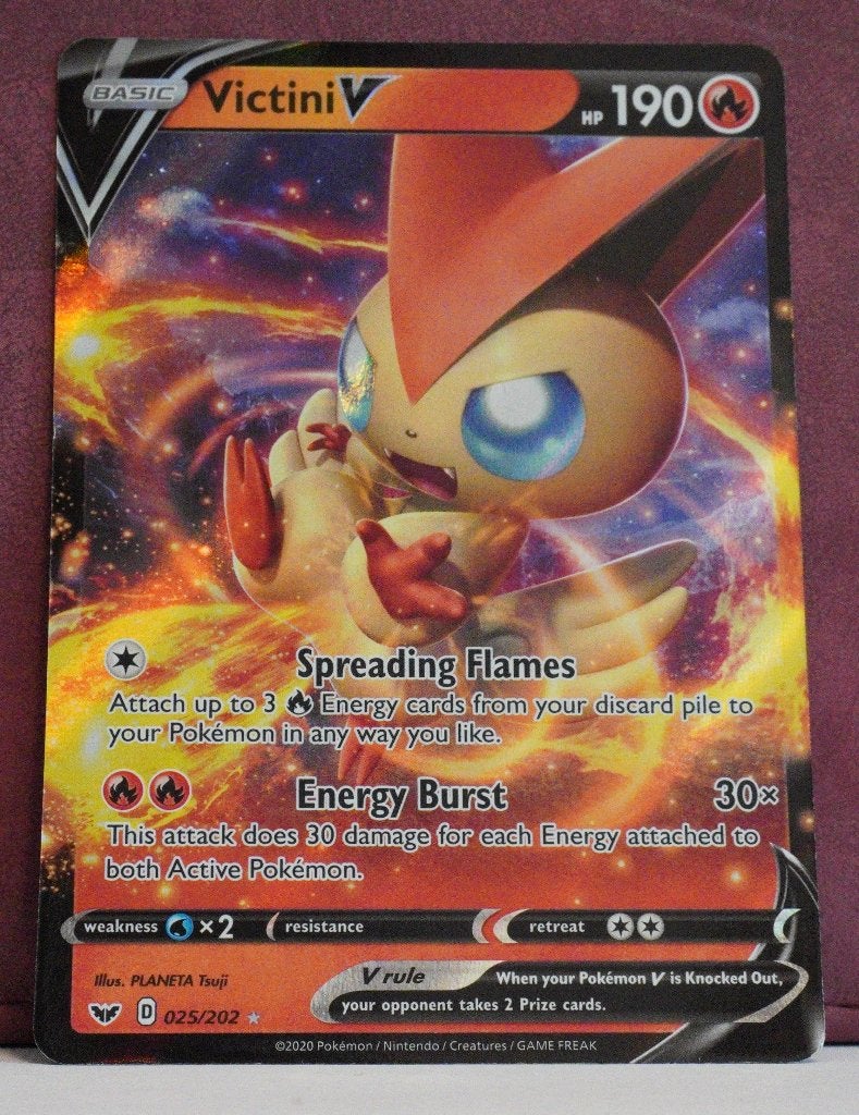 Victini V 025-202 Sword & Shield Pokémon Kaart, Ophalen of Verzenden, Nieuw, Losse kaart