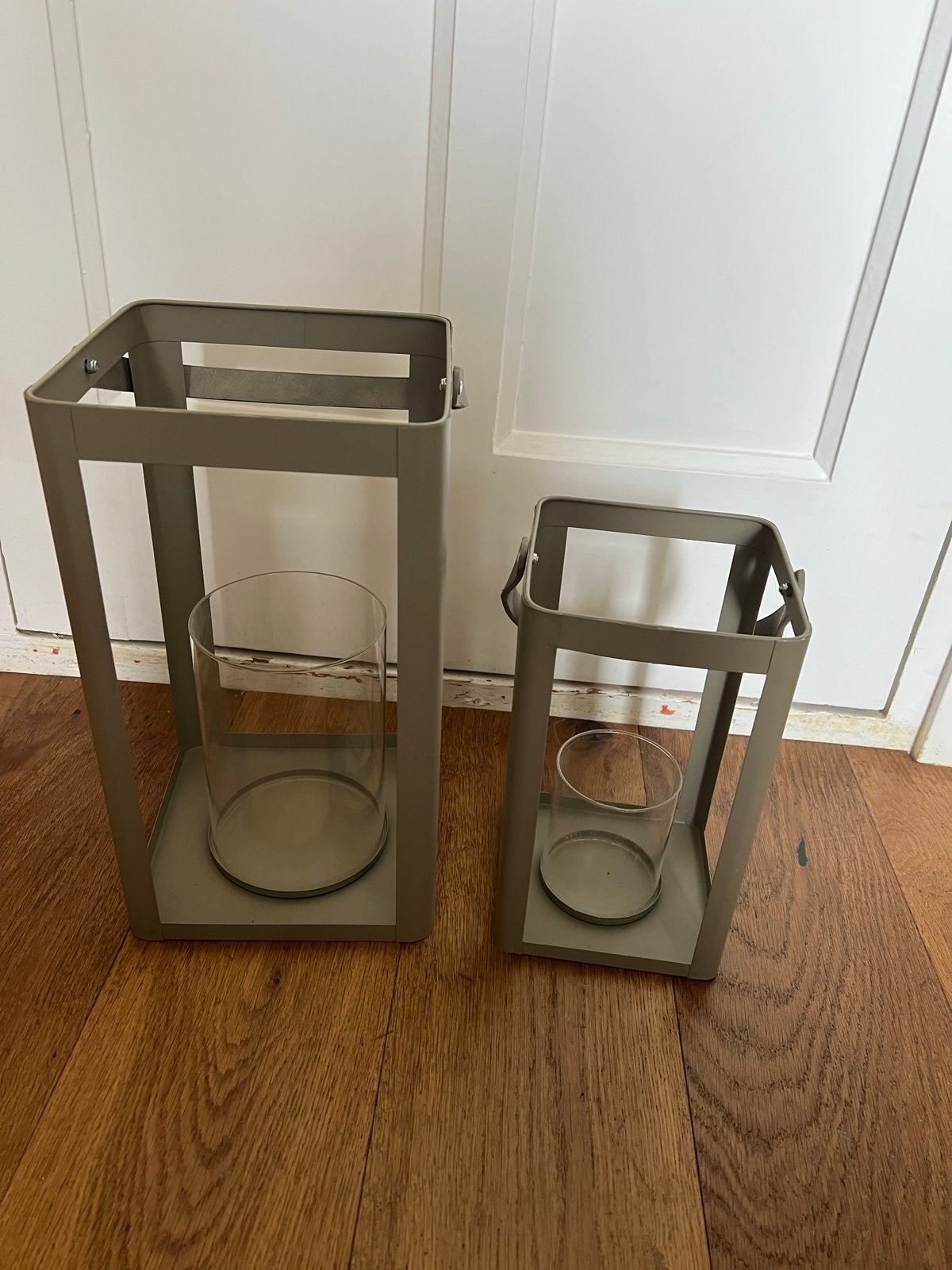 Set van 2 taupe windlichten, 35cm en 25cm hoog, Ophalen, Windlicht, Zo goed als nieuw, Metaal