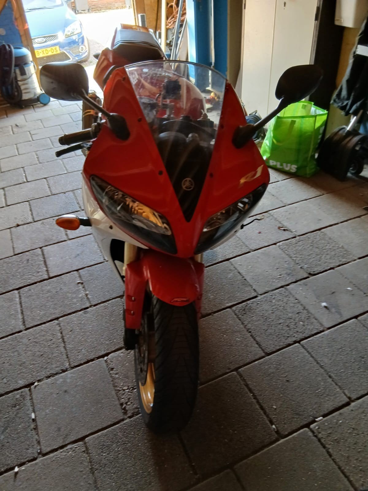Yamaha R1 2002 - Originele Staat met Lichte Schade, 4 cilinders, Gebruikt, Super Sport, Particulier