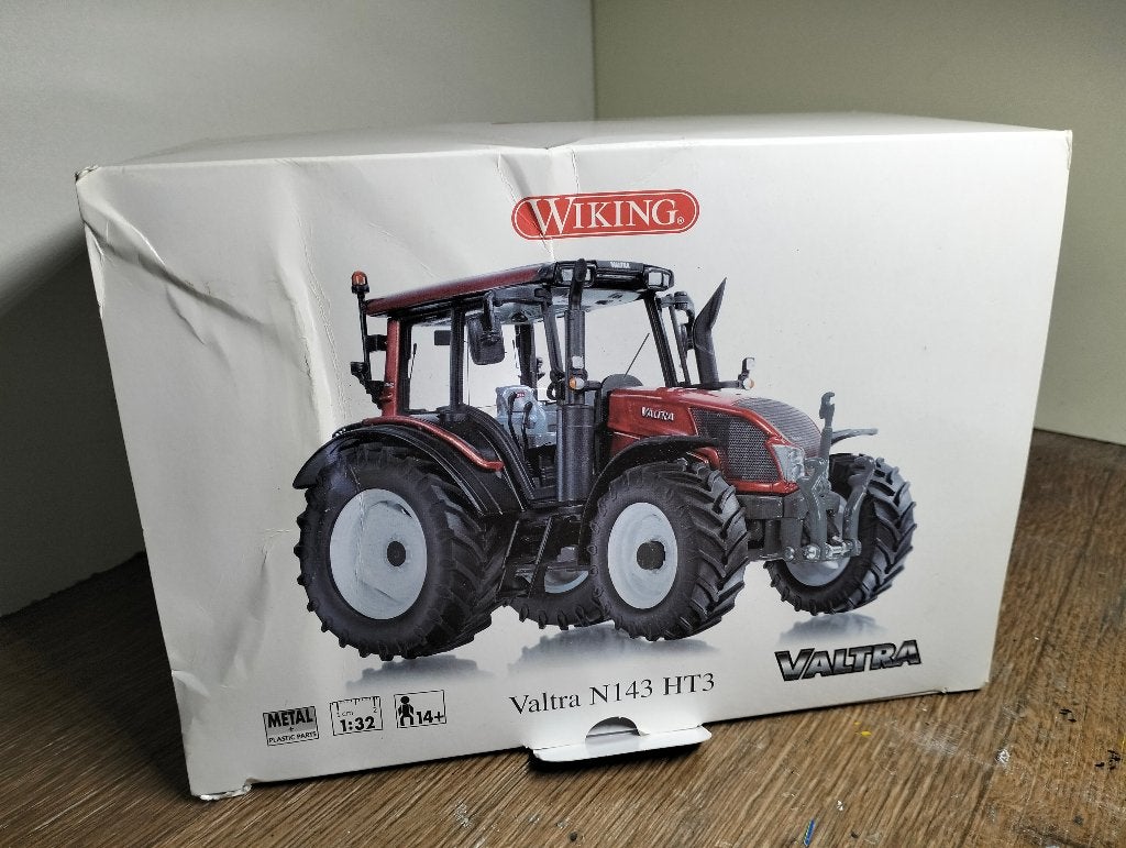 Te koop Wiking Valtra N143 HT3 ., Ophalen of Verzenden, Zo goed als nieuw, Tractor of Landbouw, Overige merken