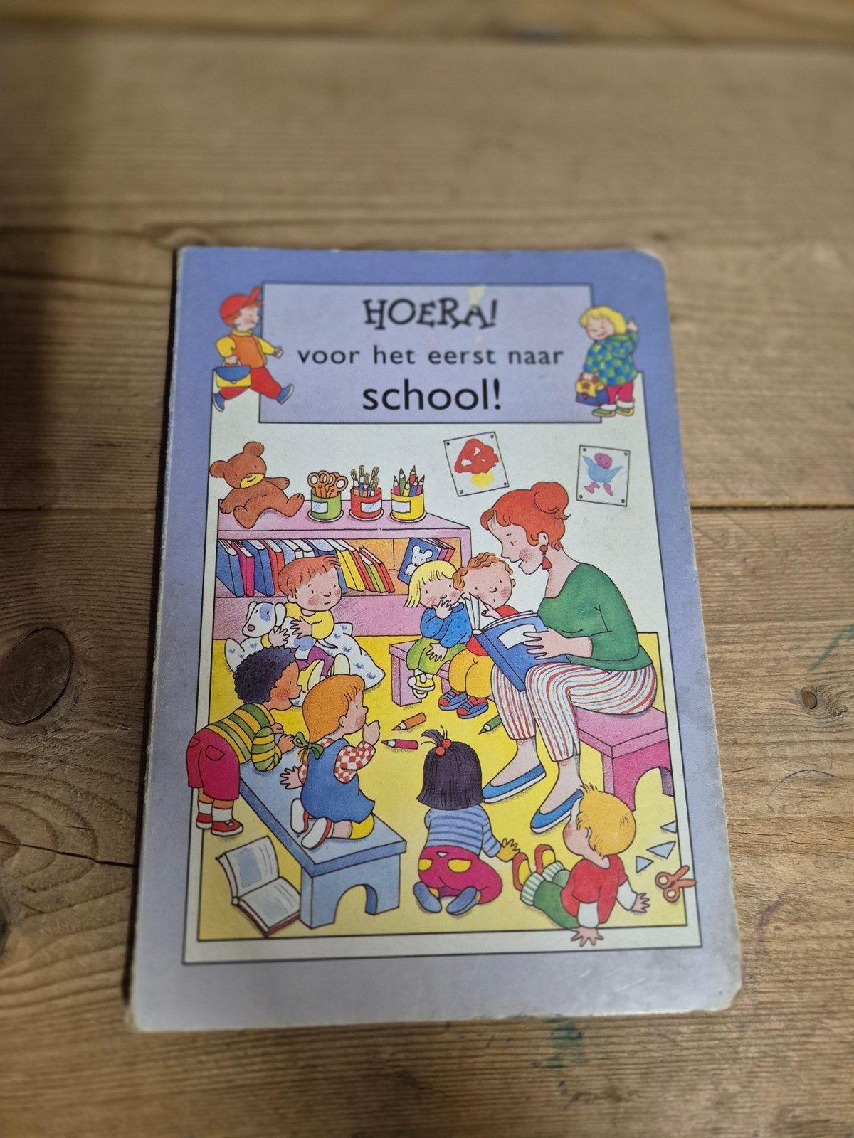 Hoera! Voor het eerst naar school! Prentenboek, Ophalen of Verzenden, Gelezen, Onbekend, 2 tot 3 jaar