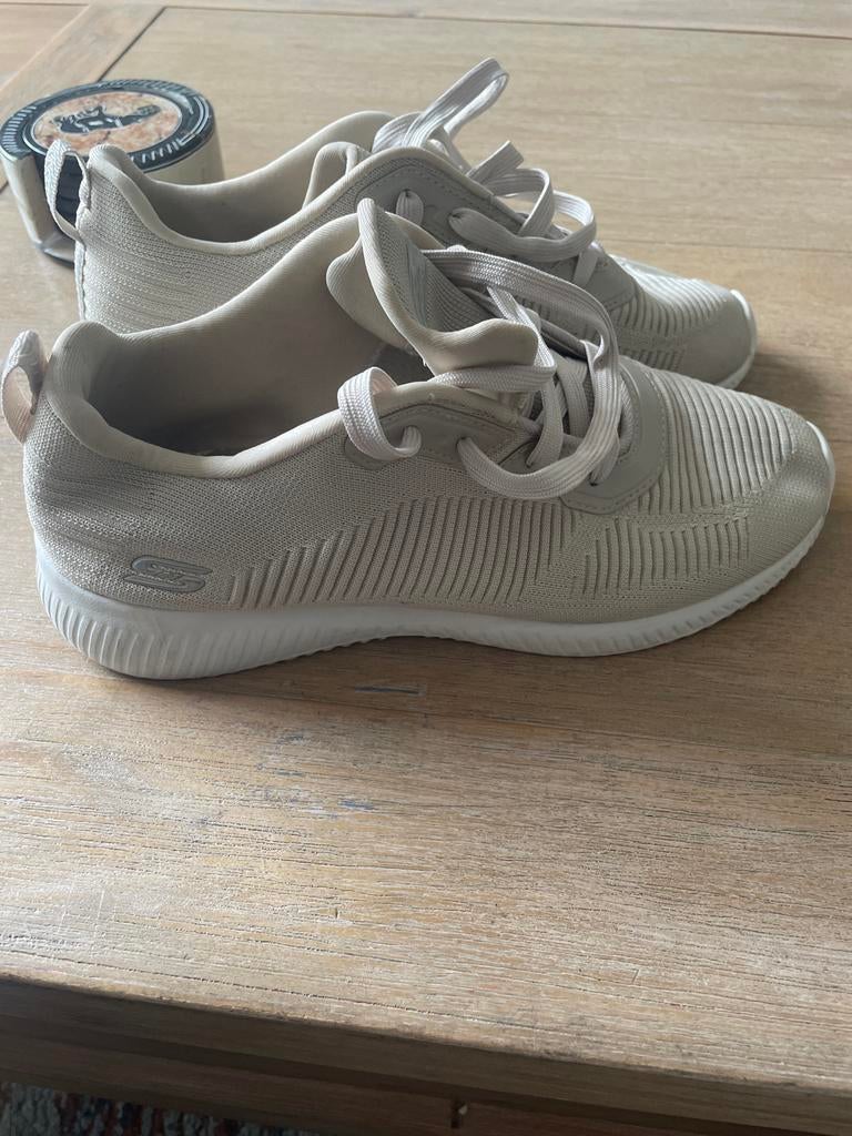 Skechers sneakers maat 39 - Zo goed als nieuw, Ophalen of Verzenden, Zo goed als nieuw, Beige, Sneakers of Gympen