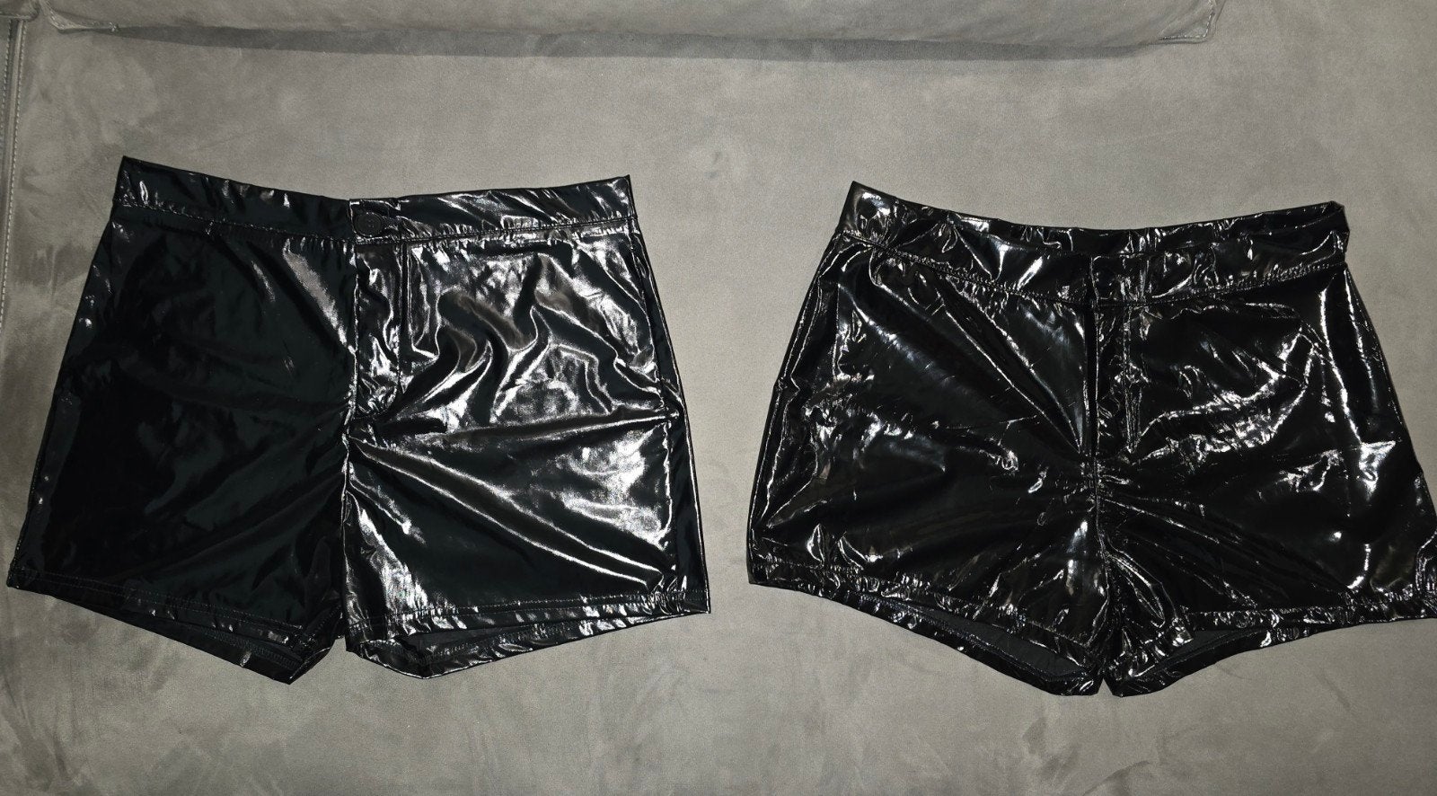 Zwarte glimmende lak shorts xl en xxl, Verzenden, Nieuw