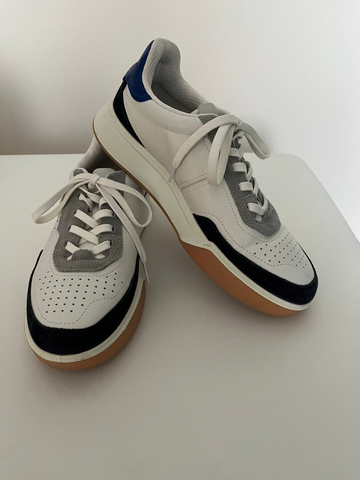 Nieuwe Ecco Street Court sneakers maat 41, Kleding | Dames, Schoenen, Ophalen of Verzenden, Zo goed als nieuw, Blauw, Sneakers of Gympen