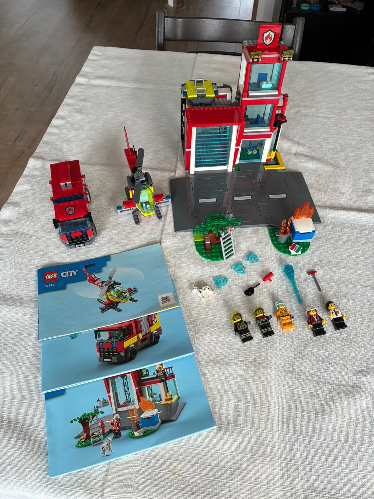 Lego 60320 Brandweerkazerne, Compleet, Lego, Ophalen of Verzenden, Complete set