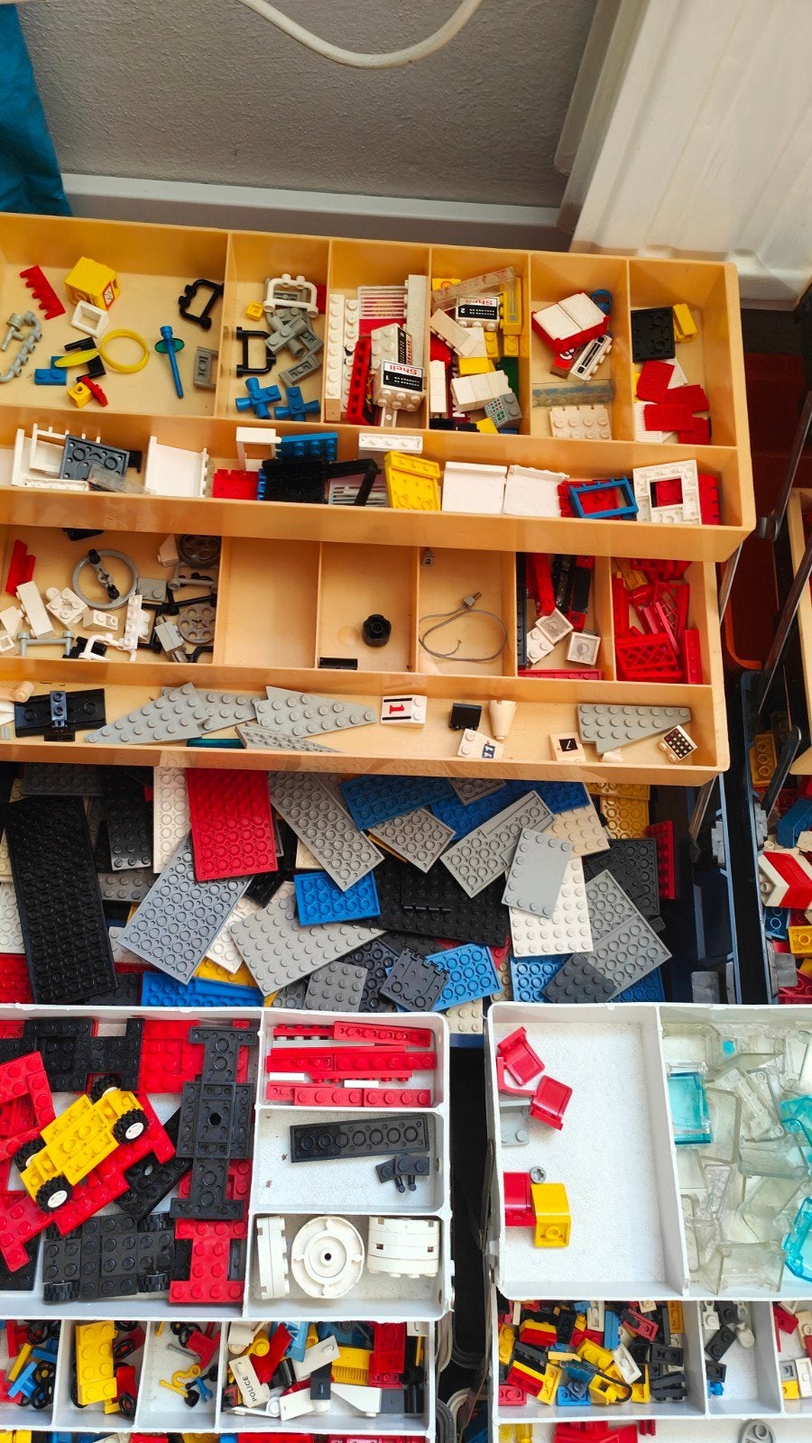 Foto 4 van Grote verzameling Lego met sorteerbakken