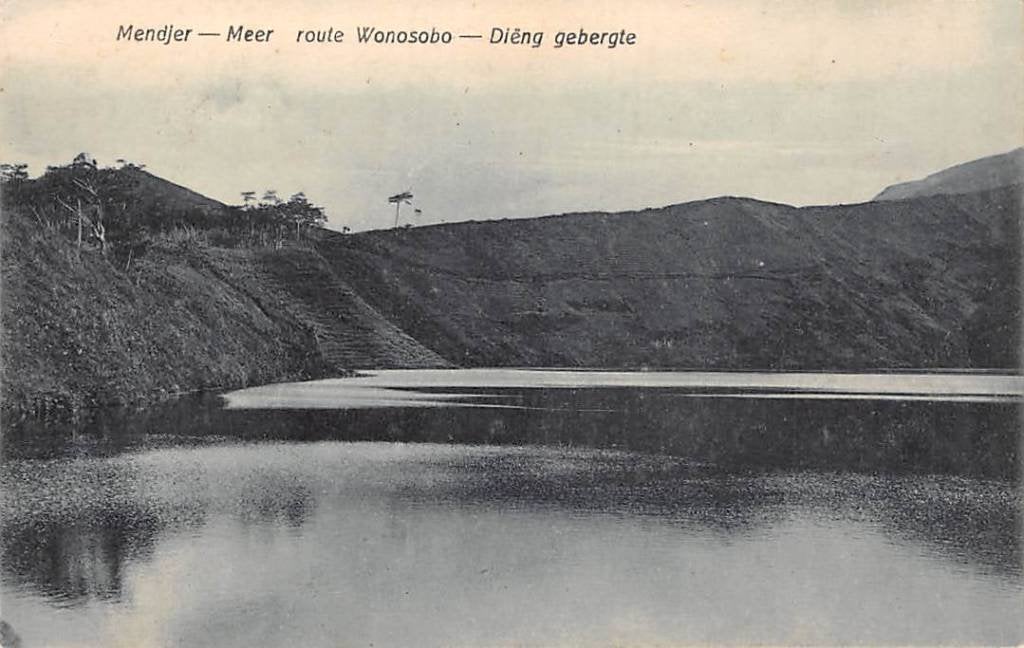 Nederlands-Indië Java Mendjer Meer Wonosobo Dieng gebergte, Ophalen of Verzenden, Voor 1920, Ongelopen, Buiten Europa