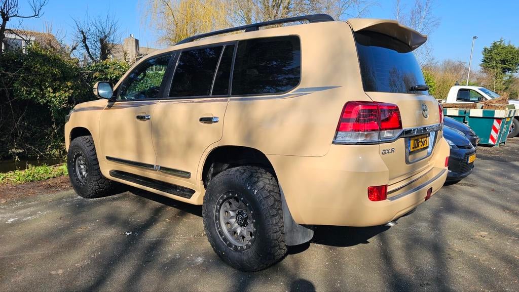 Foto 7 van Toyota Landcruiser V8 Petrol 4.7L unieke Youngtimer