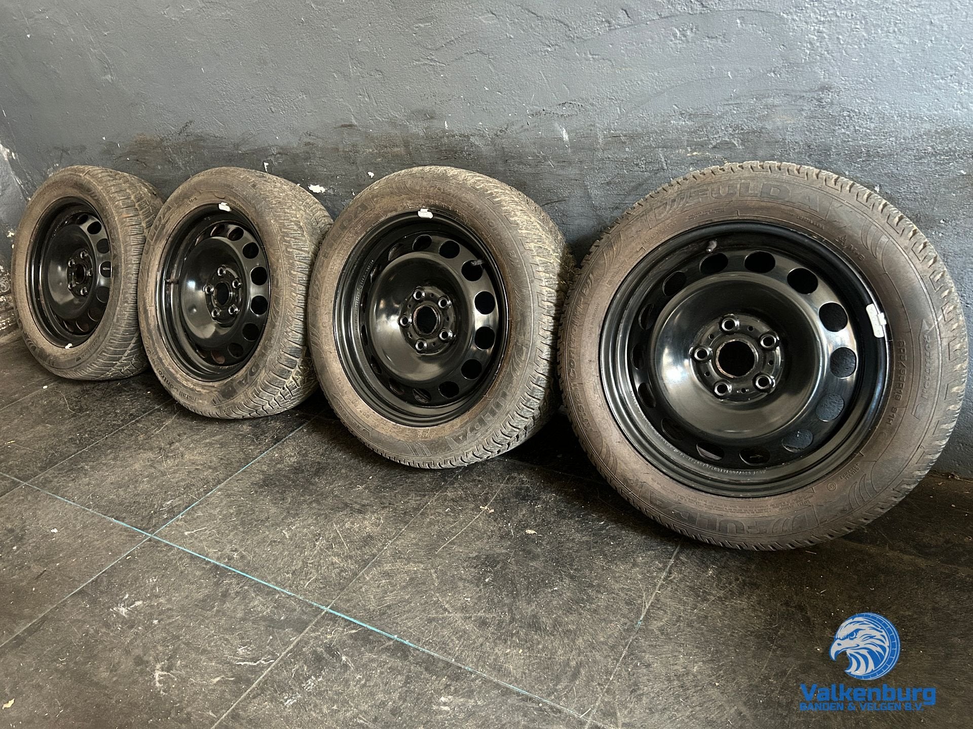 8-9mm! VAG VW Golf Caddy Audi A3 Leon 16 inch stalen velgen