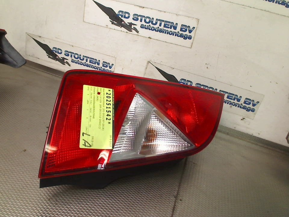 Achterlicht Links Seat Mii (2011-10/2019-07) 1SL945095H, Auto-onderdelen, Service@seat.de, Seat, Seat Deutschland GmbH, Gebruikt