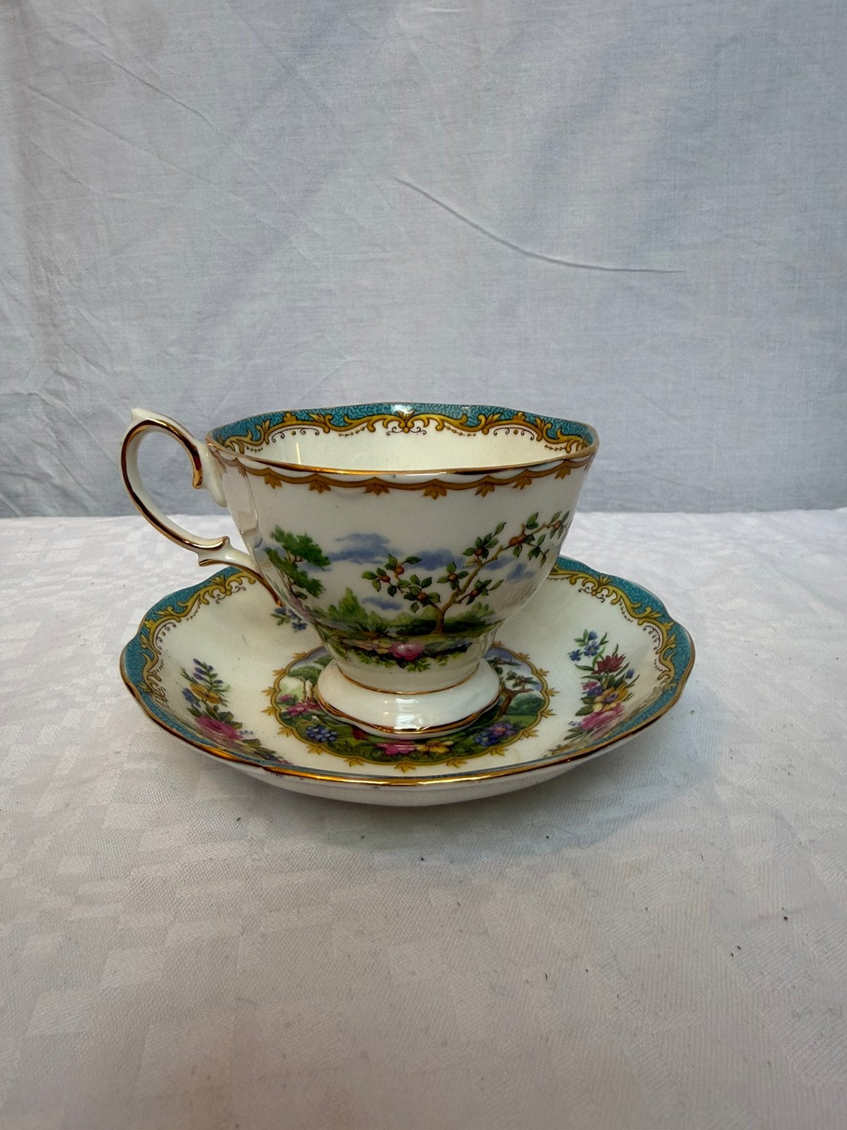 Royal Albert Chelsea Bird Turquoise Kop en Schotel vintage, Antiek en Kunst, Ophalen of Verzenden