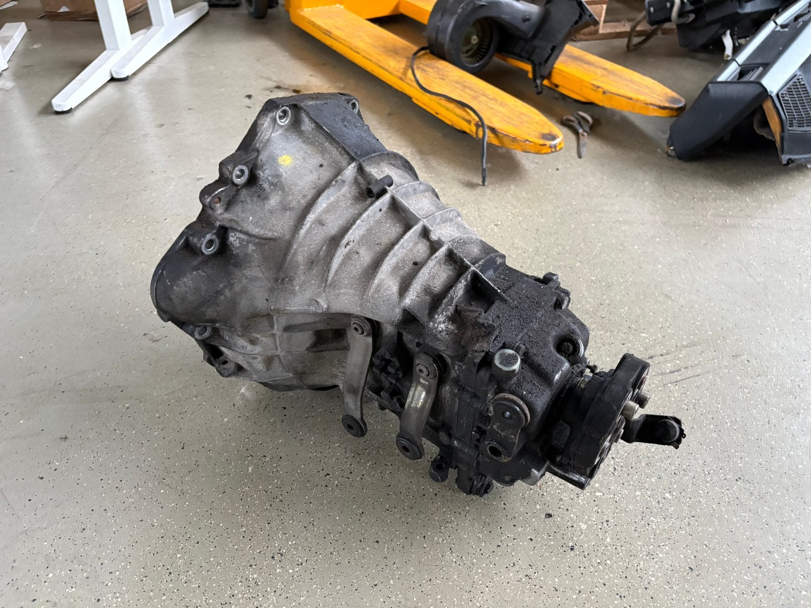 Versnellingsbak mercedes 190 w201, Ophalen