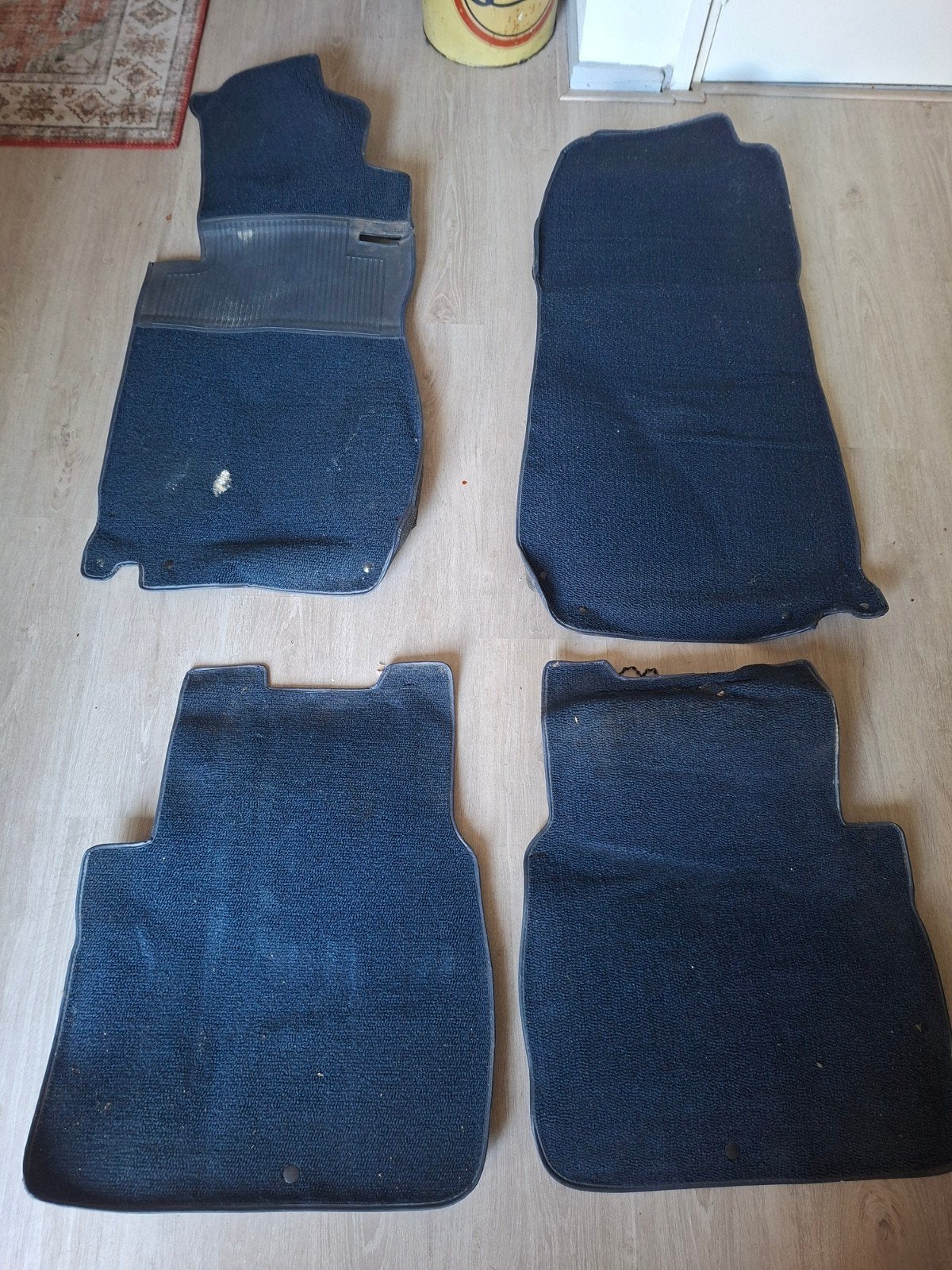 originele mattenset voor mercedes 190, Ophalen, Gebruikt