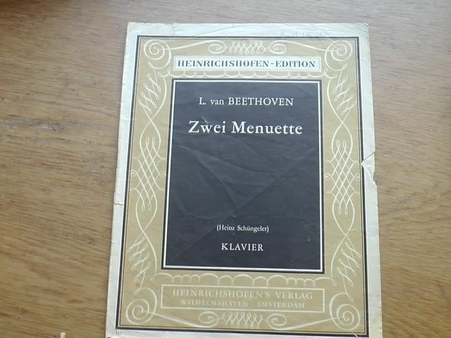 Beethoven- zwei menuette - piano, Gebruikt, Klassiek, Ophalen of Verzenden, Artiest of Componist