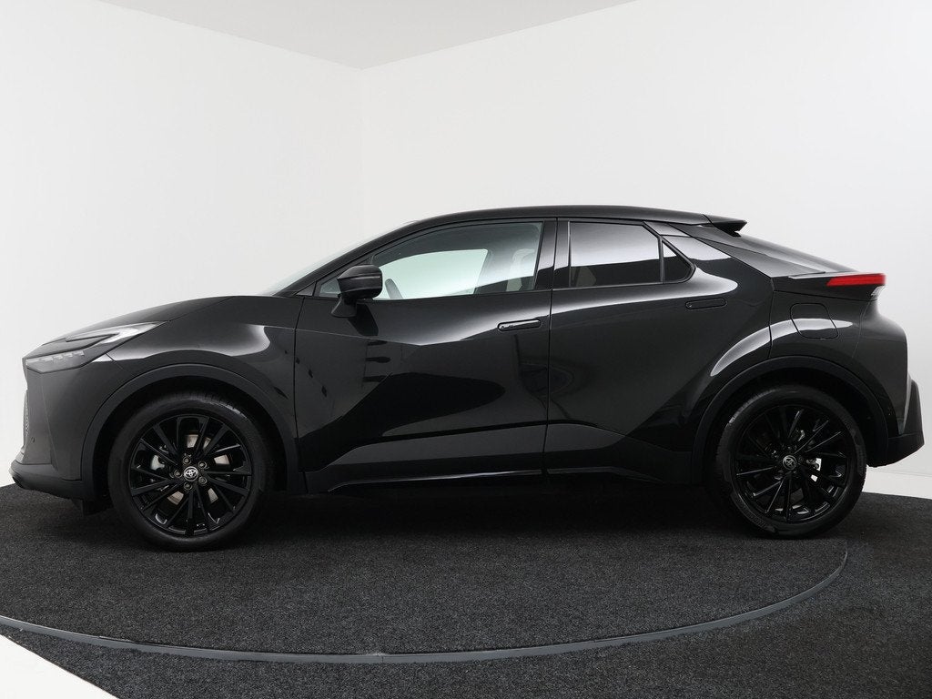 Toyota C-HR 2.0 Plug-in Hybrid 220 Black Edition | GR Sport, Auto's, Toyota, 12 maanden, 4 cilinders, 179 pk, Zwart