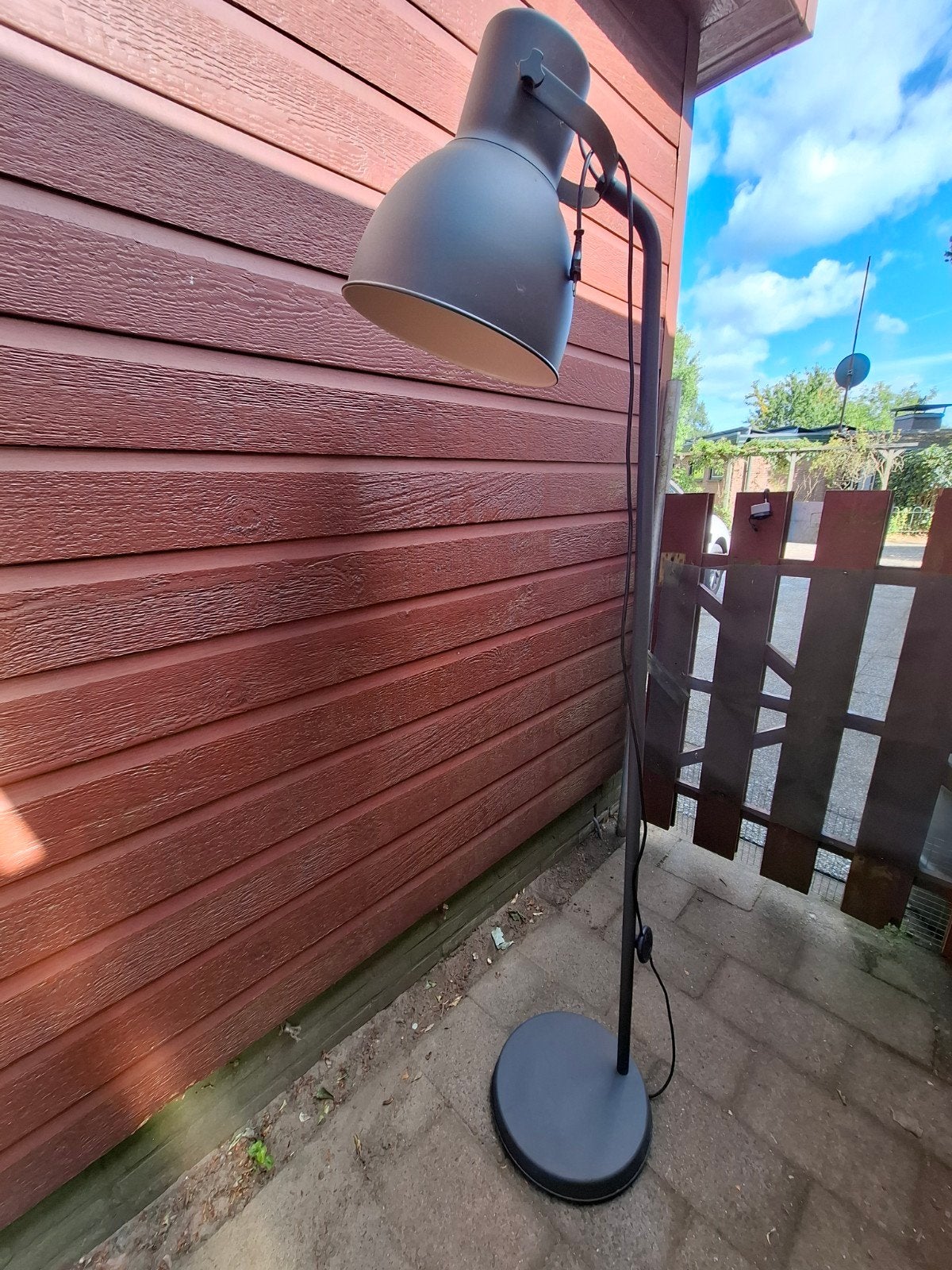 Grote vloerlamp met voetschakelaar, 1.80m hoog, Ophalen, Gebruikt, Metaal, 150 tot 200 cm