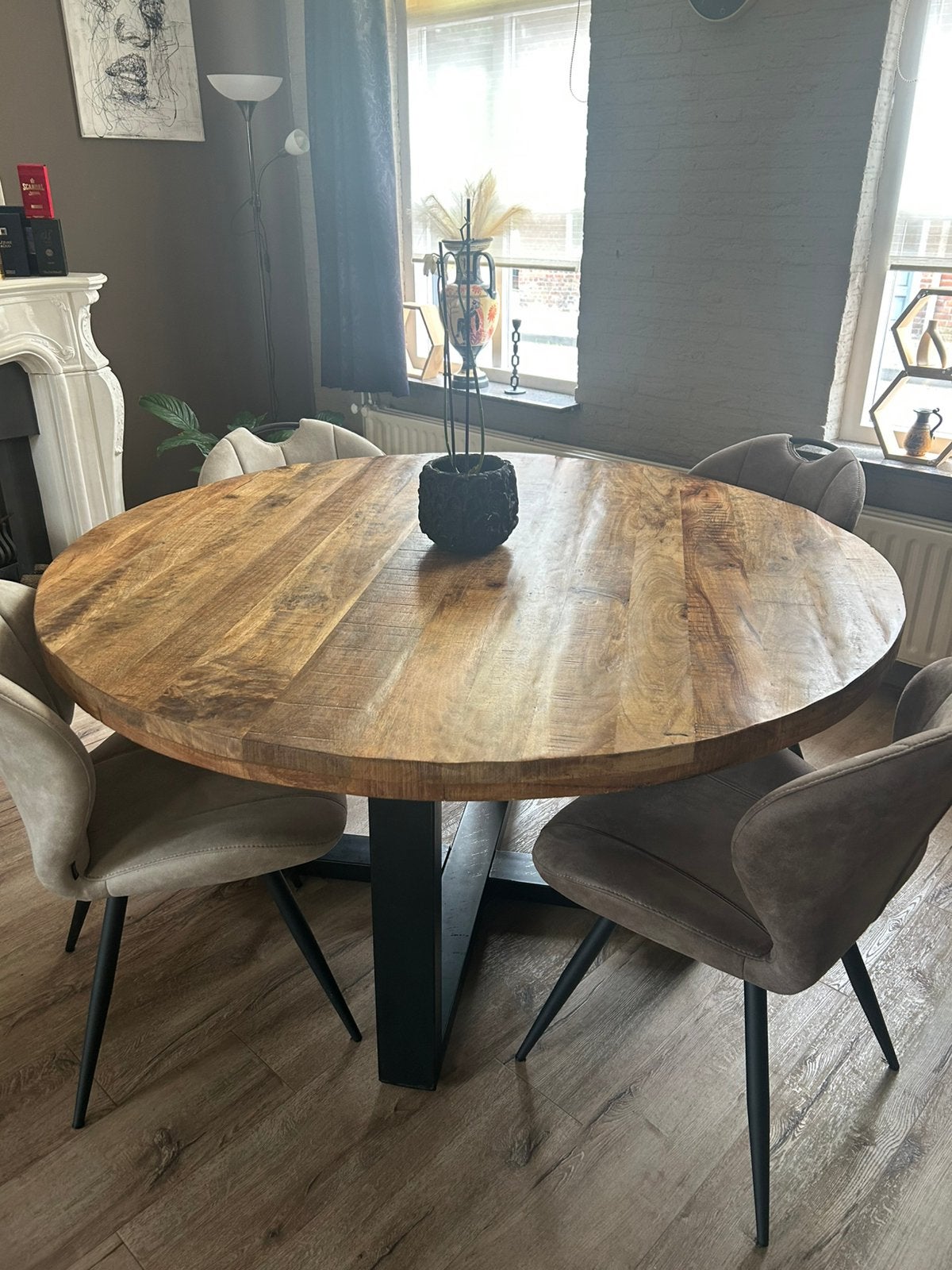 Salon eetkamertafel mango hout, Huis en Inrichting, Tafels | Eettafels, Ophalen, Mango, Rond, Zo goed als nieuw