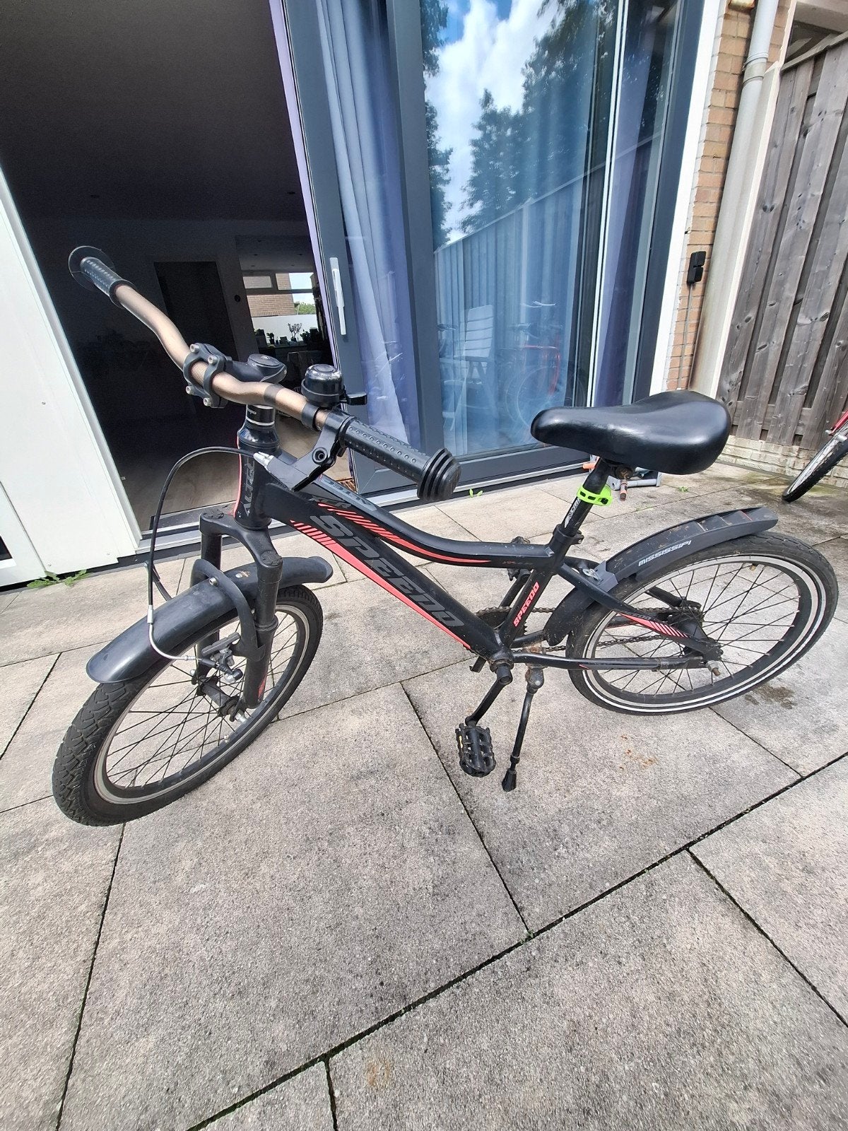 Kinderfiets 20 inch - Speedo - Zwart/Rood, Fietsen en Brommers, Ophalen, Gebruikt, Speedo, Terugtraprem
