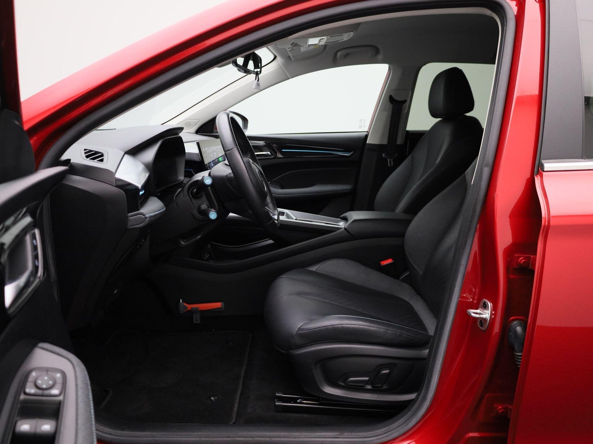 MG 5 Long Range Luxury 61 kWh | Leder | Navi | 360 Camera |, Auto's, Gebruikt, 1532 kg, 156 pk, 380 km