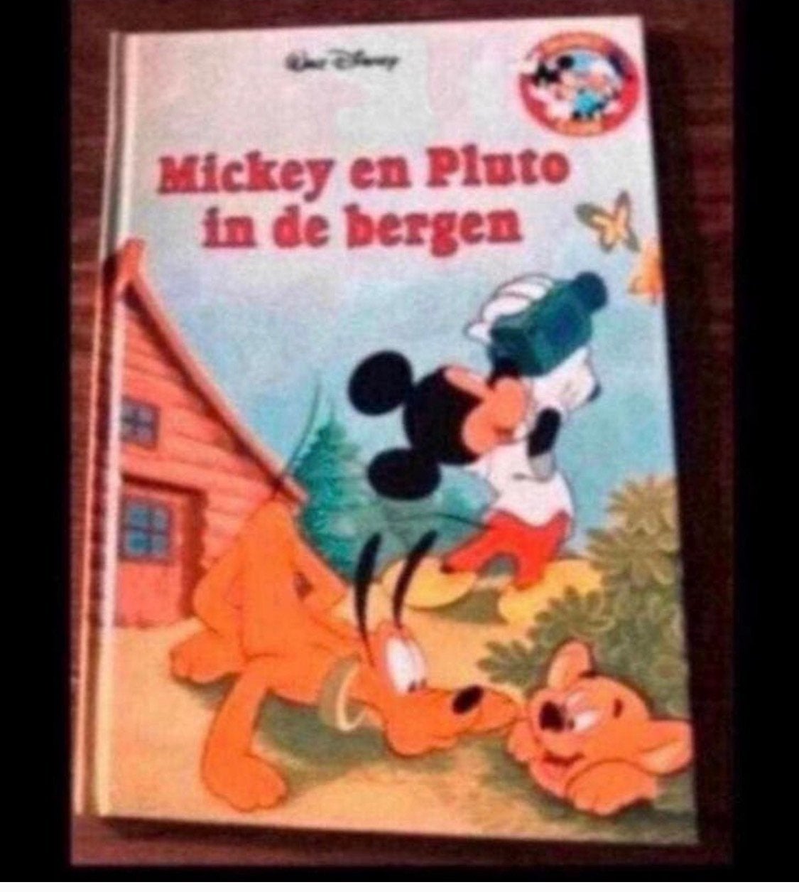 Mickey pluto, Ophalen, Gelezen