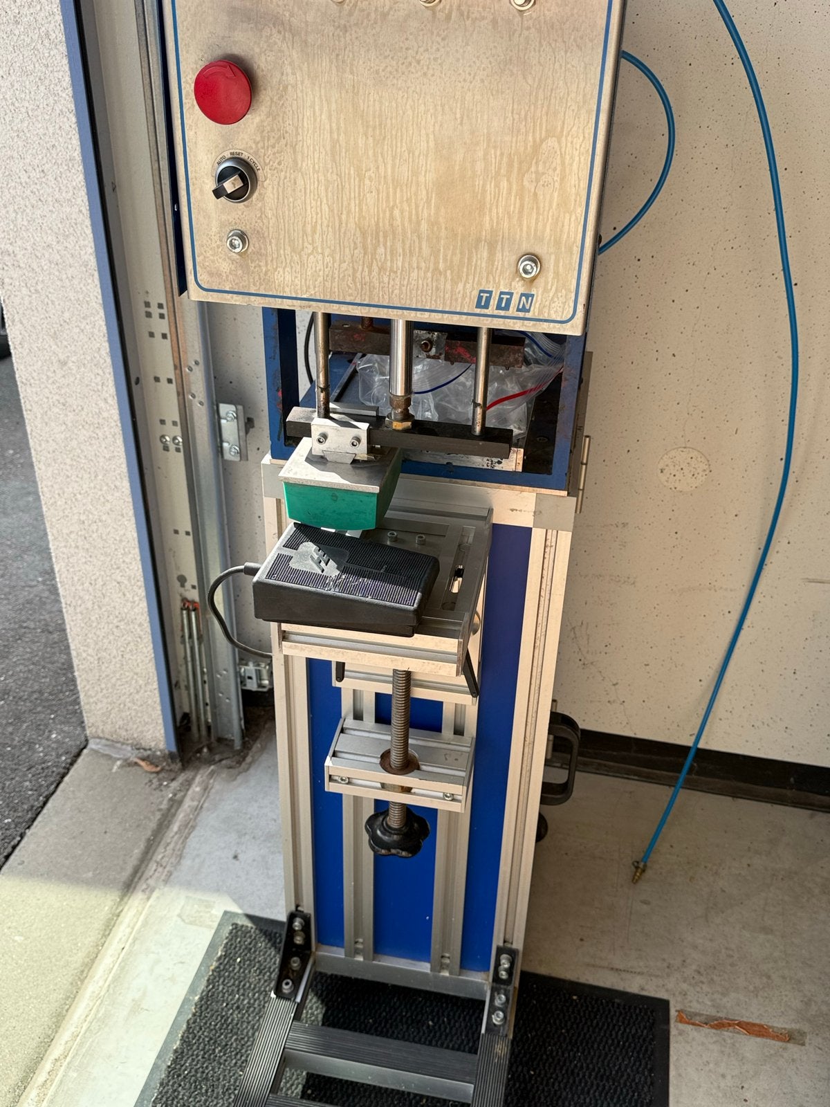 Tampon/stempel machine + lichtbak (drukken), Ophalen