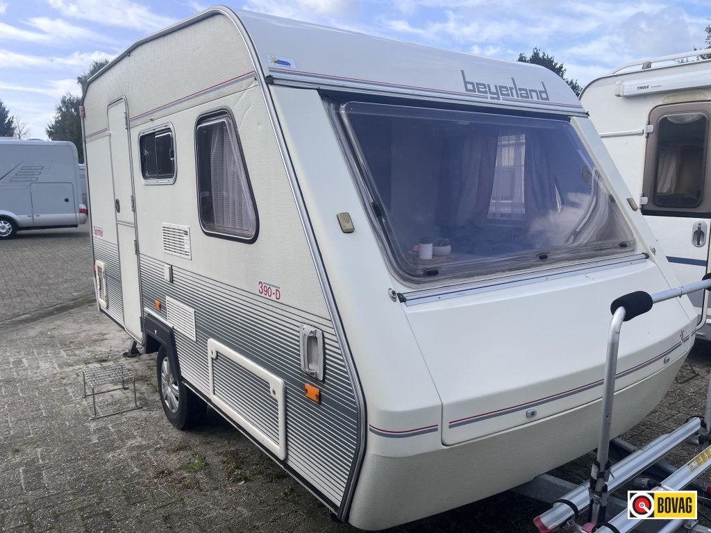 Beyerland, Caravans en Kamperen, Bedrijf, Beyerland