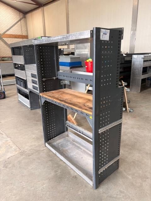 BOTT (1148) L103 B43 H153 €199, Ophalen