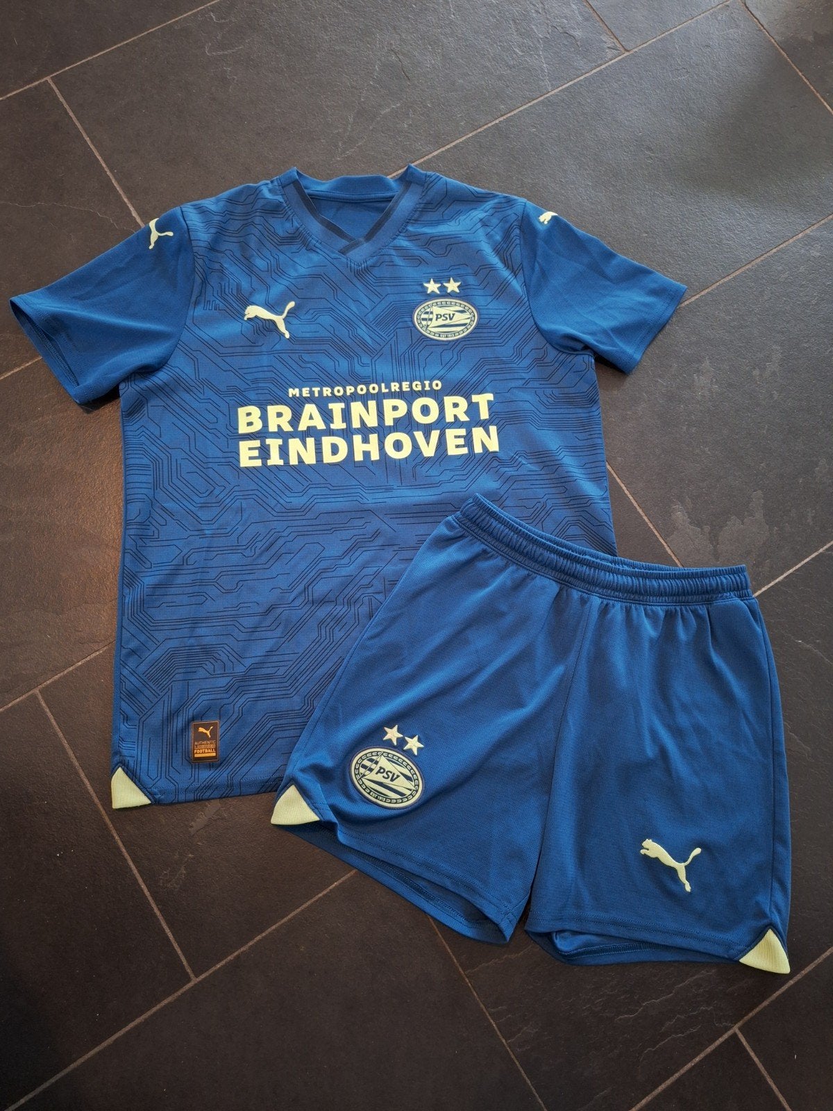 PSV tenue maat 164/176, Maat XS of kleiner, Ophalen, Zo goed als nieuw, Shirt