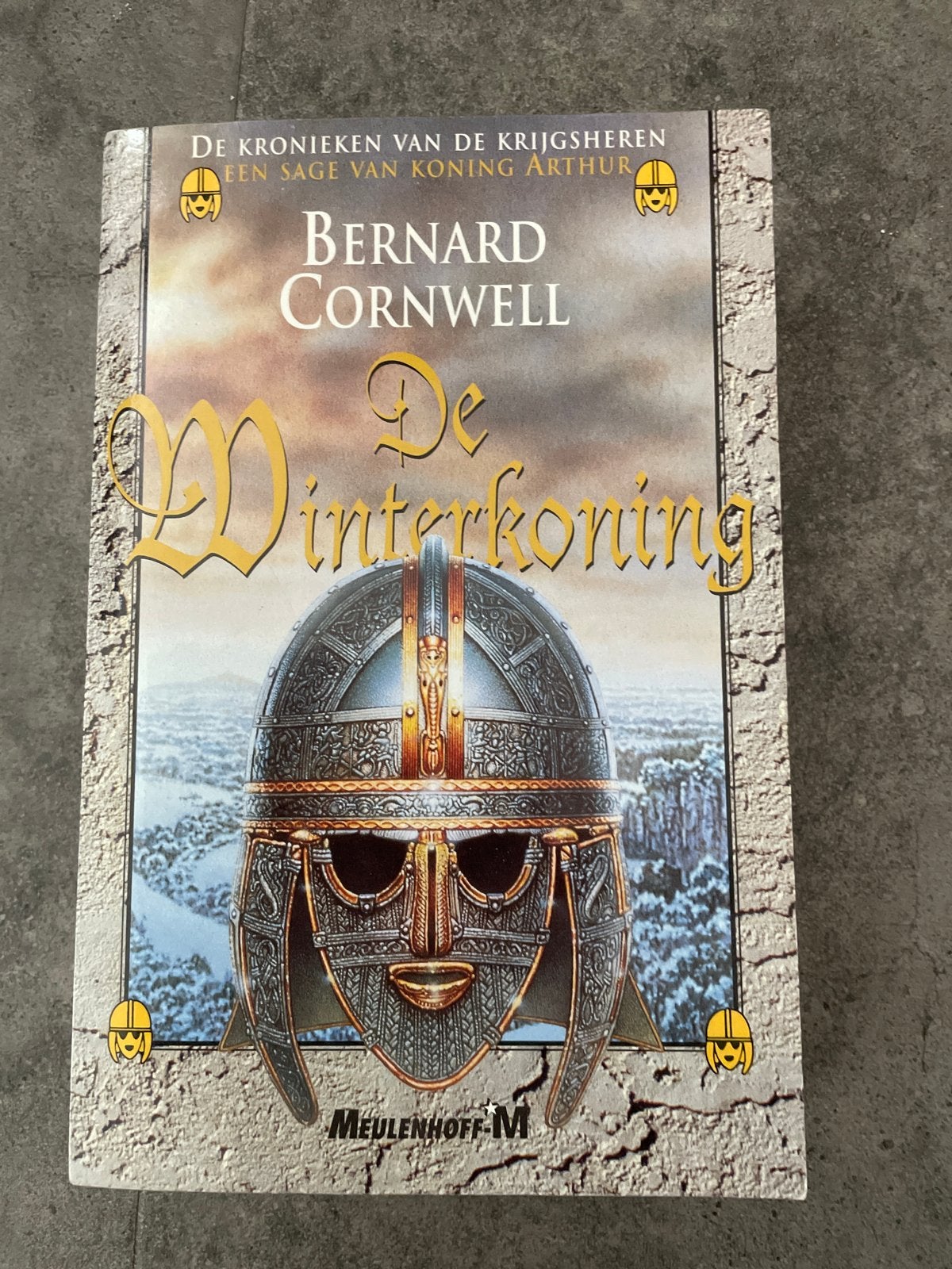 De Winterkoning - Bernard Cornwell (Arthur Saga), Boeken, Ophalen of Verzenden, Gelezen