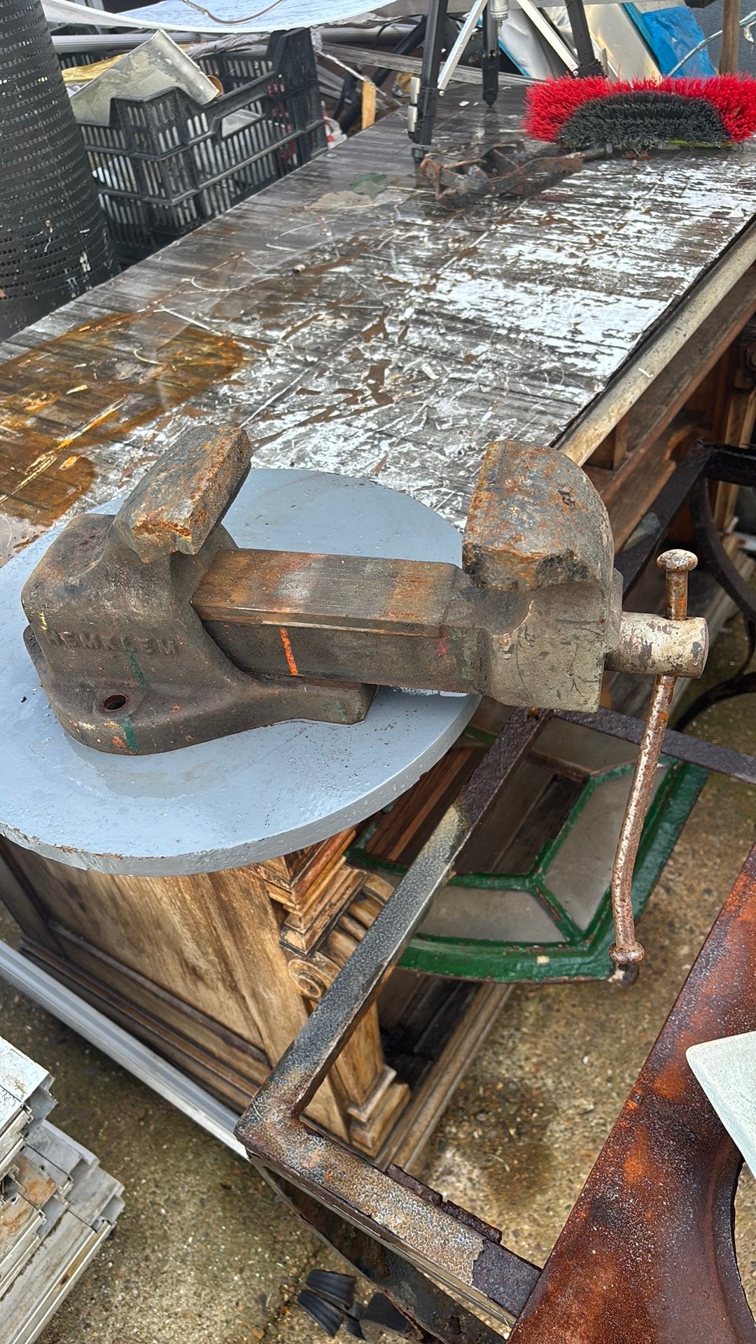 Bankschroef, Doe-het-zelf en Verbouw, Gereedschap | Overige machines, Ophalen