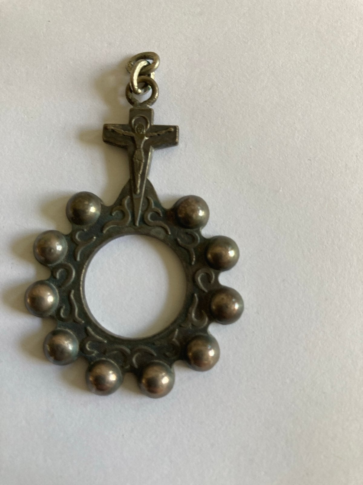 Vintage Rozenkrans Ring met Kruisje en Maria-tekst, Ophalen of Verzenden