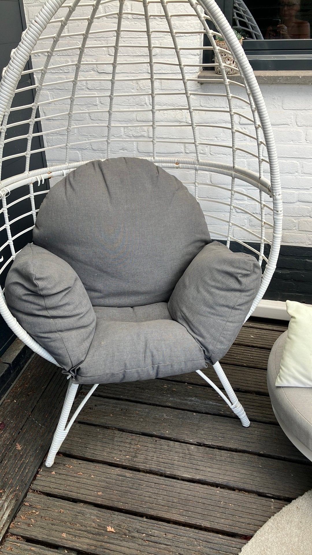 Eggchair, Ophalen, Gebruikt, Wit, Eén