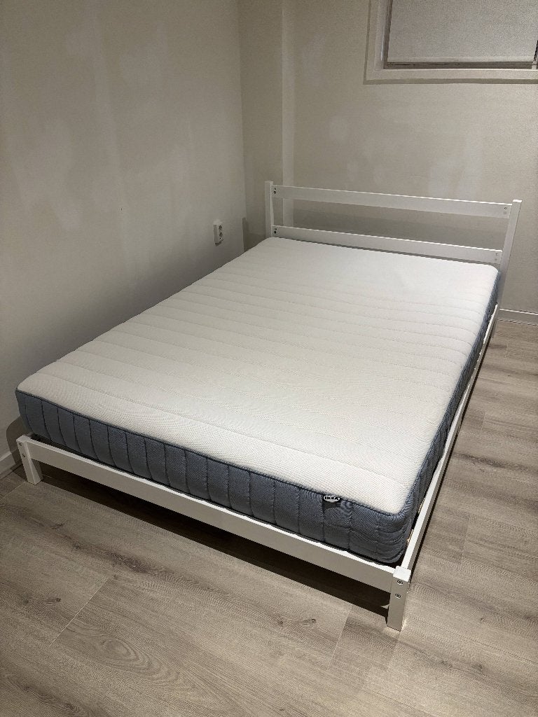 Tweepersoonsbed 140x200 + IKEA VALEVÅG pocketveringmatras, Ophalen, Gebruikt, Wit, Tweepersoons