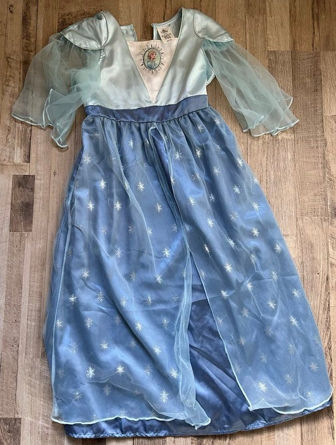 Elsa jurk Disneyland Parijs - Zo goed als nieuw, Ophalen of Verzenden, Zo goed als nieuw, 134 t/m 140, Meisje