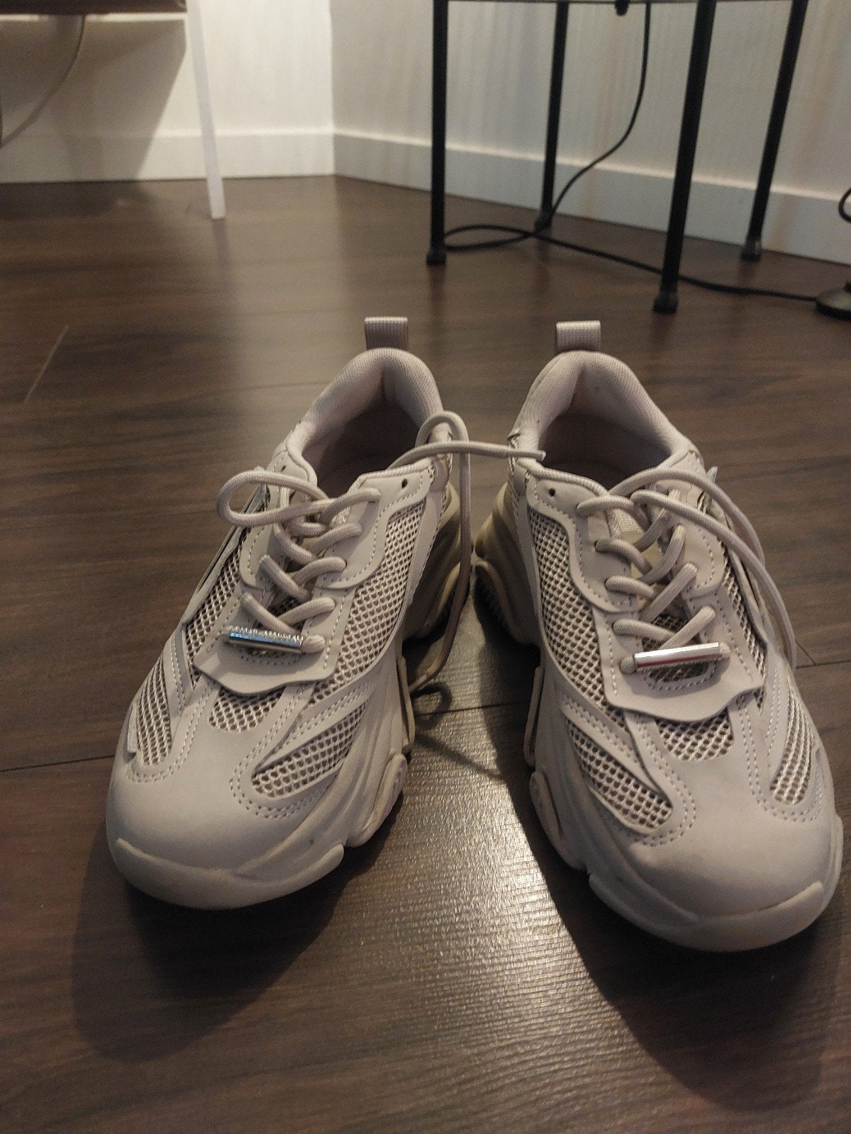 Steve Madden sneaker creme/ bruin kleur mnt 37, Ophalen, Zo goed als nieuw, Bruin, Sneakers of Gympen