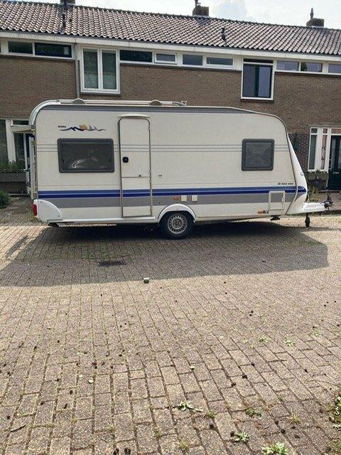 Hobby 460 de luxe easy 2004, Rondzit, Hobby, Frans bed, Particulier