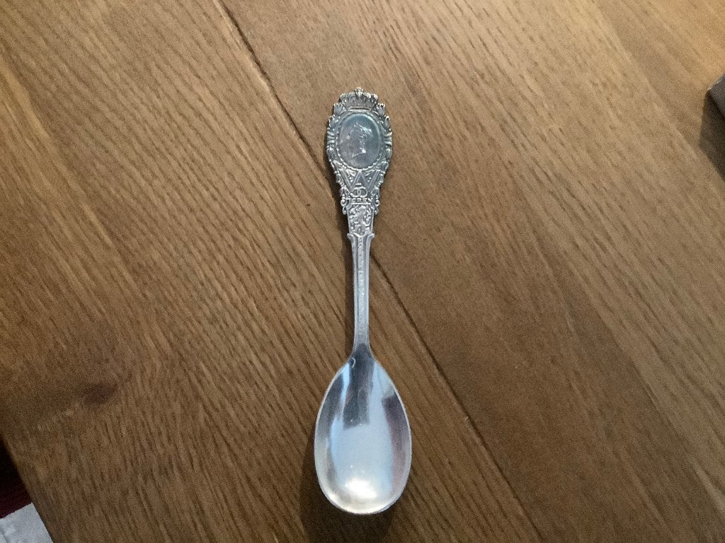 Verzilverde lepel Wilhelmina, Antiek en Kunst, Antiek | Bestek, Ophalen of Verzenden