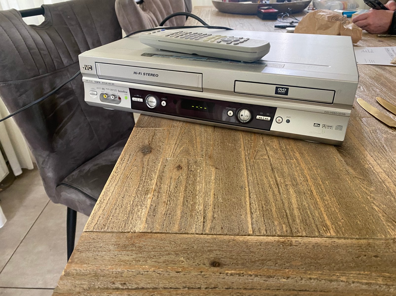 JVC HR XV2E VHS video speler met DVD speler, Audio, Tv en Foto, Videospelers, Ophalen of Verzenden, Gebruikt, VHS-speler of -recorder