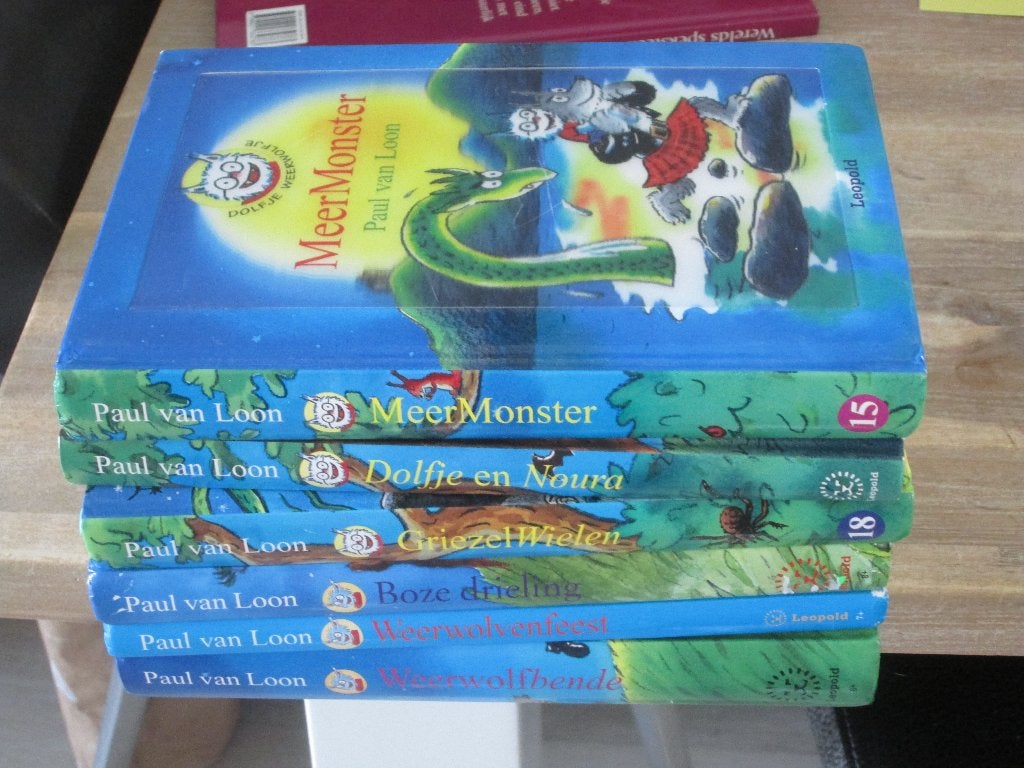 Dolfje Weerwolfje 6 boeken, Boeken, Ophalen of Verzenden, Zo goed als nieuw, Fictie algemeen