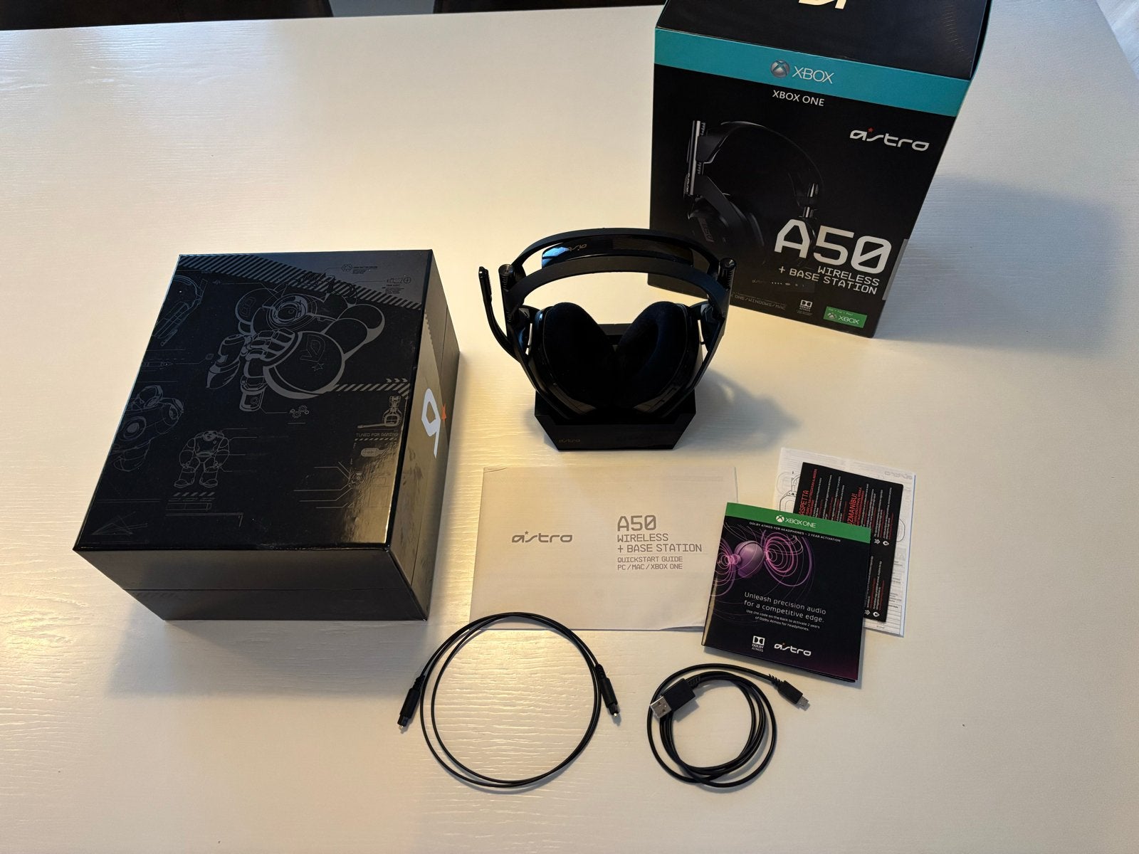 Astro A50 Gen 4 Wireless Headset + Basestation (PC/Xbox), Xbox One, Overige typen, Ophalen of Verzenden, Zo goed als nieuw